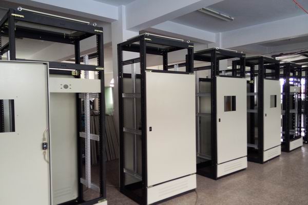 钟楼配电柜-3683厂家配电柜检修需要注意的